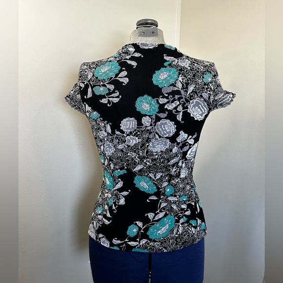 Pinadas Vintage Black/White/Teal Floral Short Sleeve Shirt Women’s Medium Petite - Picture 7 of 9
